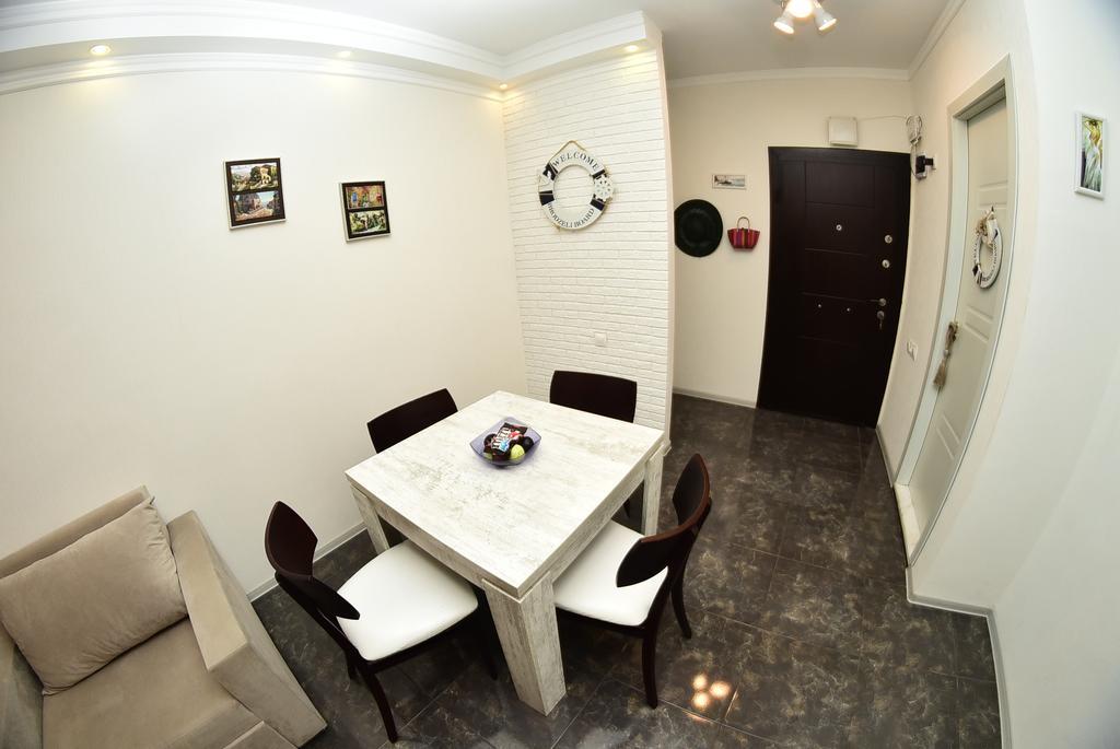 Stars Apartment บาทูมิ ภายนอก รูปภาพ